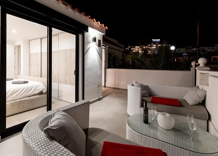 Villa Modern 3 Bedroom With Hot Tub In