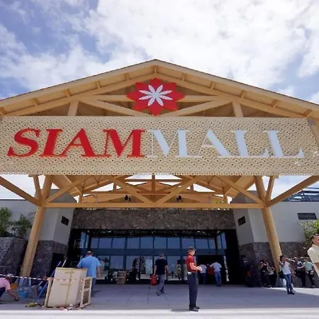 Modern 3 Bedroom With Hot Tub In Villa *