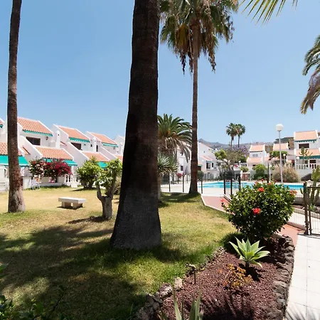 Villa Modern 3 Bedroom With Hot Tub In